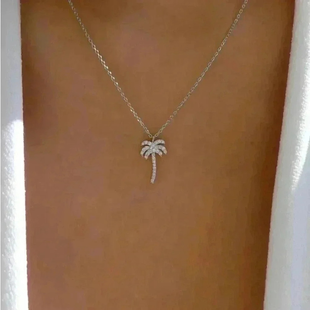 ⚠️Clearance Palm Tree Charm Necklace Silver - Picture 1 of 5